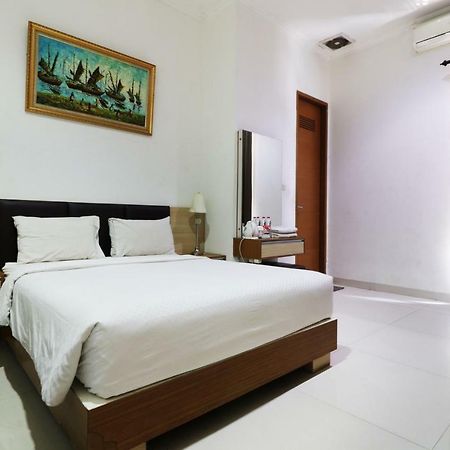 Sapadia Pensión Bandung Exterior foto